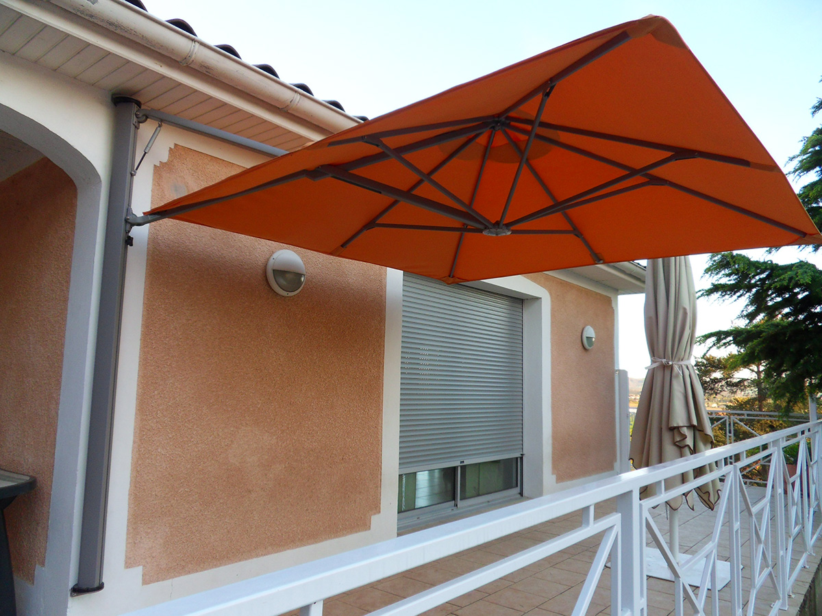 Comment faire tenir un parasol sans pied ? | Gaggio
